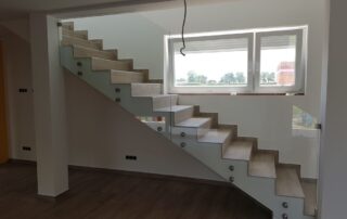 -61b7551cd360bce172ef3b2b