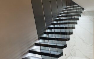 -61b7551fd360bcf872ef3b32