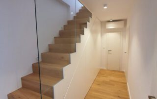 -61b75520d360bce172ef3b35